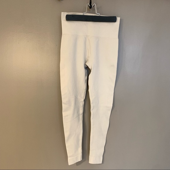 SETActive leggings [size small, nude, taupe, active, Revolve] - Picture 4 of 5